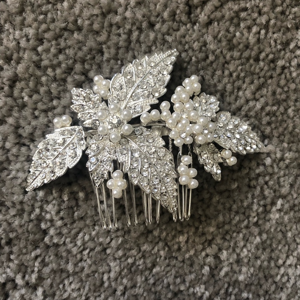 Wedding hair comb